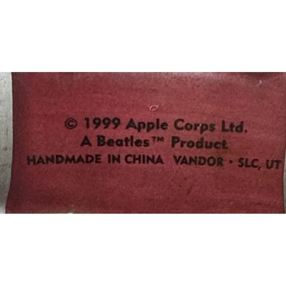 Beatles Sgt. Peppers Salt & Pepper Shakers W/Box‎ Vandor 1999